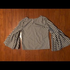 Bell sleeves gingham top